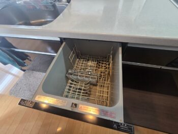 image_3156715256102124128_0