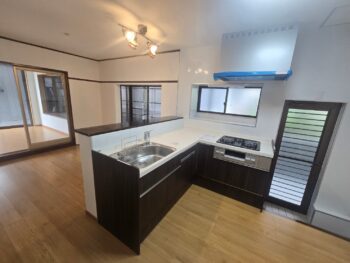 image_3598050211007100931_0