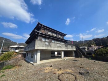 小峰町中古住宅