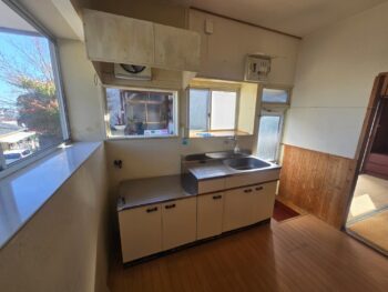 image_8706904931681612977_0