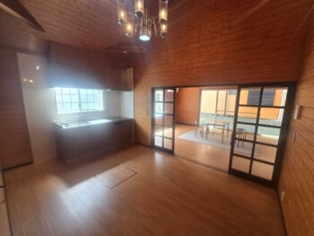 image_8546726894372351524_0